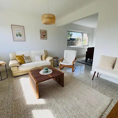La Joliette, Maison 5 Tatil Evi